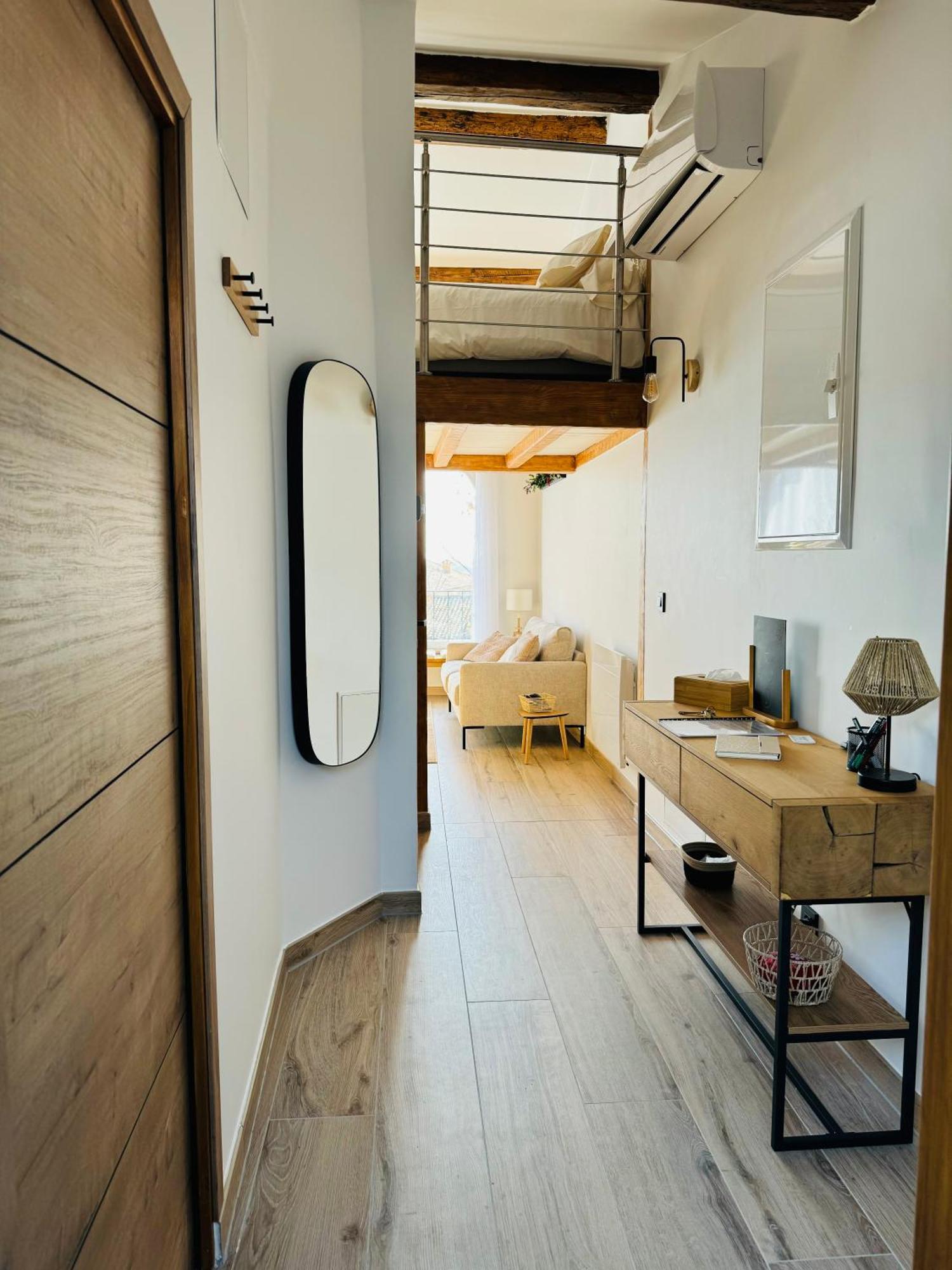 & Appartement Fréjus